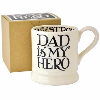 &frac12; pt Mug-Black Toast Dad is my Hero
