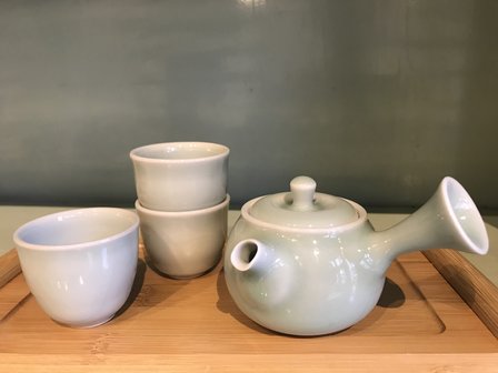 Celadon Porcelain Kyusu 115ml Set 3 Cups 55ml